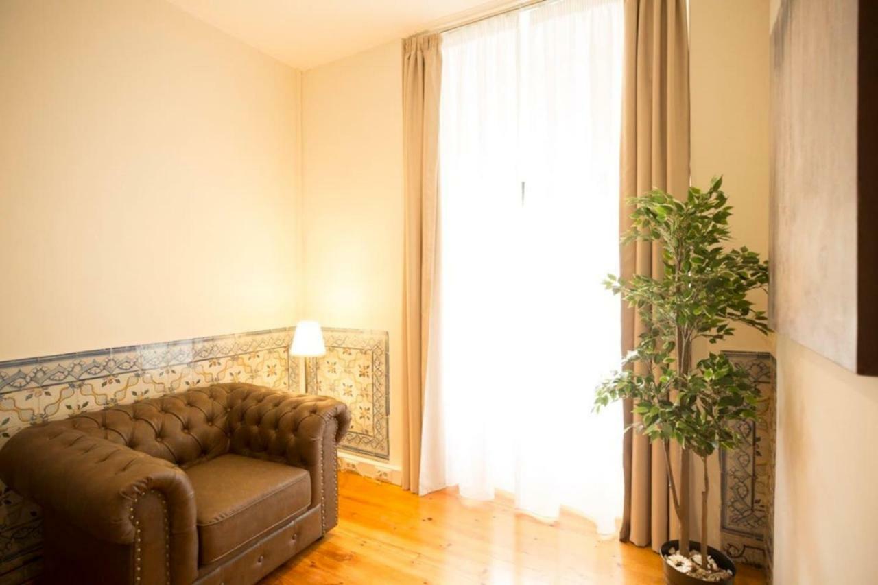 Апартаменты Ola Lisbon - Chiado IV Экстерьер фото